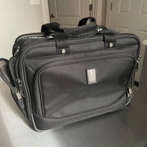 TravelPro Travel Luggage Tote